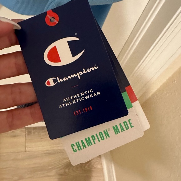 Champion NWT blue sweatshirt Small - Picture 4 of 4